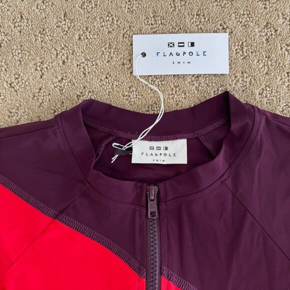 Flagpole Swim Small Rash Guard - NWT - Picture 2 of 5